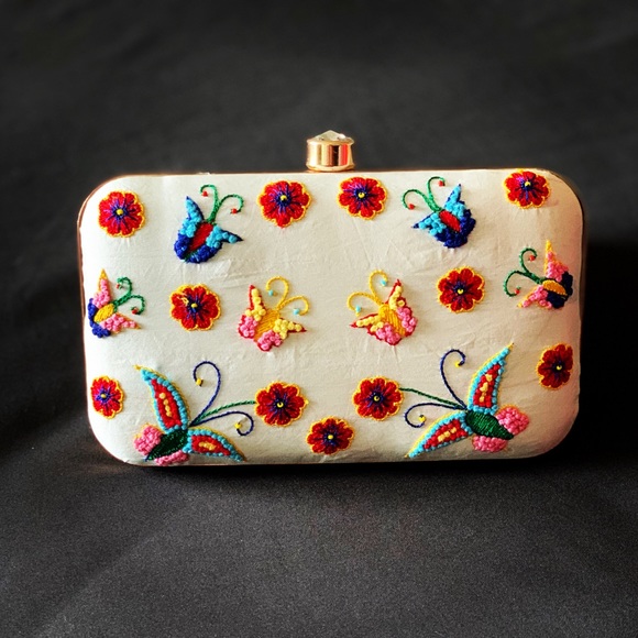 Handbags - White Clutch w/ Multicolored Beads